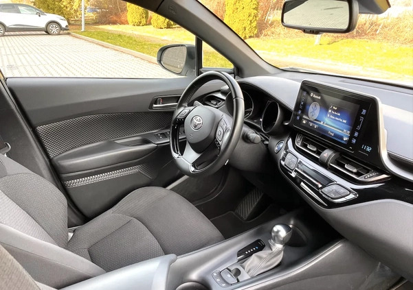Toyota C-HR cena 79900 przebieg: 90000, rok produkcji 2019 z Lublin małe 79